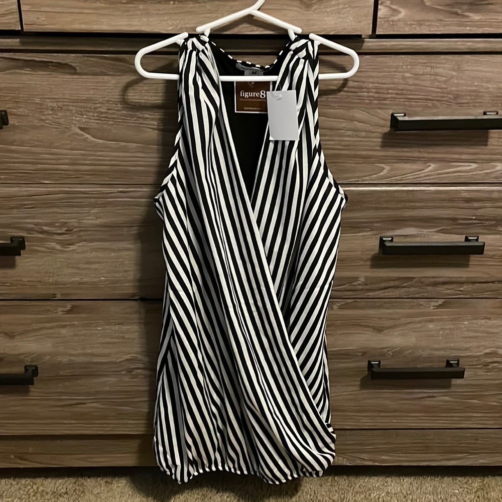 Medium, Black and white striped nursing shirt